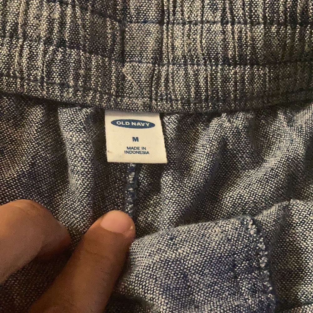 Drawstring Linen Shorts - Picture 2 of 3